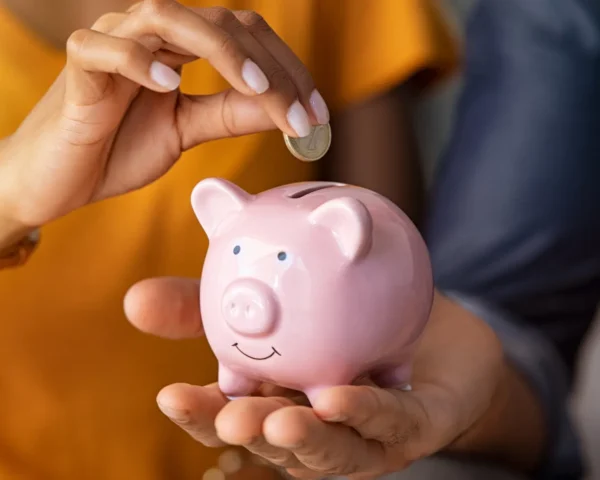 guardar dinero en casa